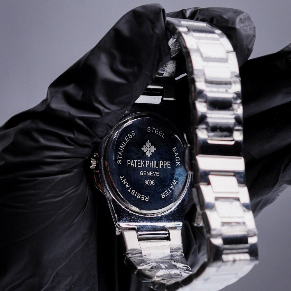 Patek-Limited Edition-back-01 Patek Philippe Nautilus – Superlative Finish | White Dial