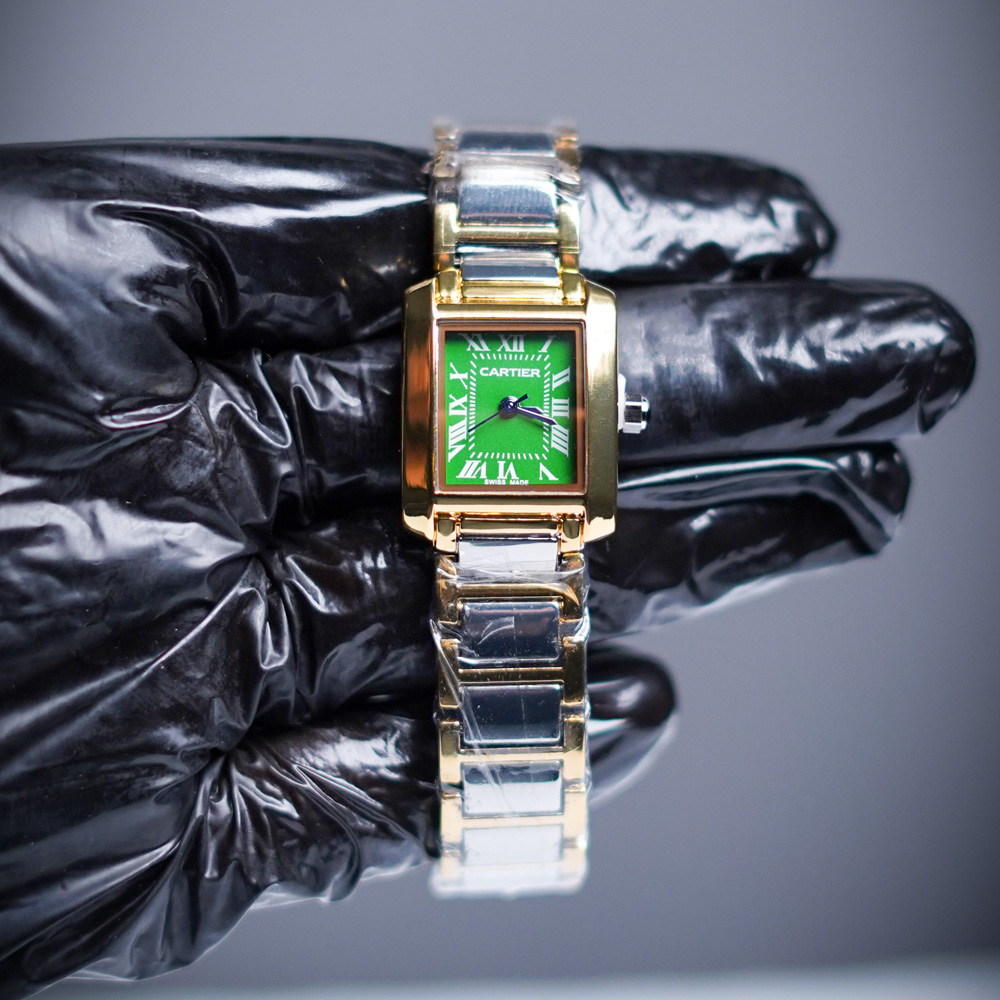 cartier green dail 03 Cartier Tank Française 20MM Women’s Watch – Green Roman Dial in Iconic Design