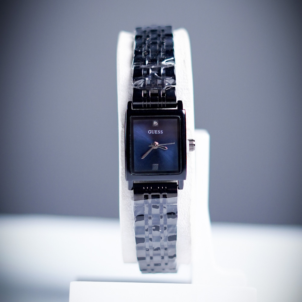 GUESS 20MM Women’s Watch – Sleek Black Dial with Minimalist Elegance
