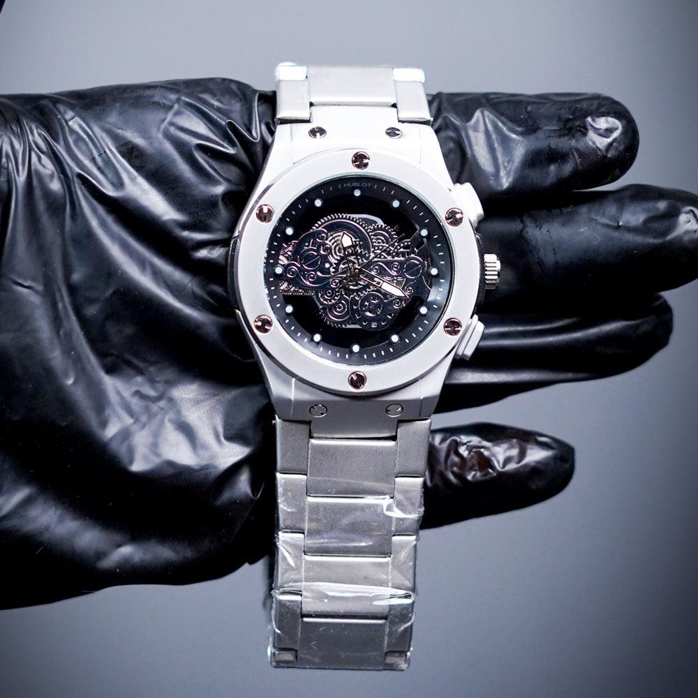 Hublot SKL Chain Silver Black 04 Hublot Skeleton Chain Watch – Silver Case with Black Dial | Luxury Mechanical Style
